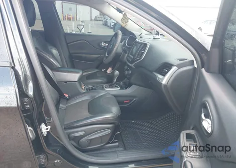 2016 Jeep Cherokee Trailhawk z USA, uszkodzony, nr VIN 1C4PJMBS4GW243691